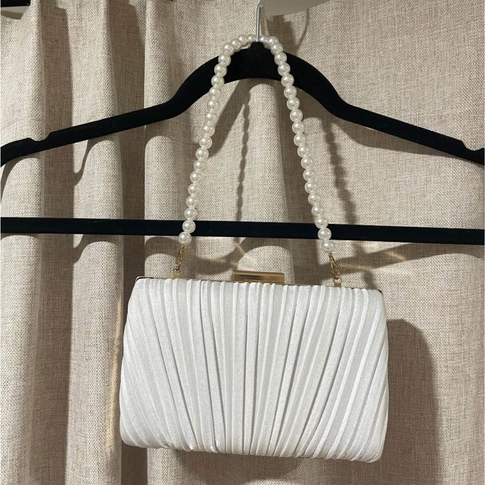 SOLD! —- Elegant White Clutch with Pearl Handle
